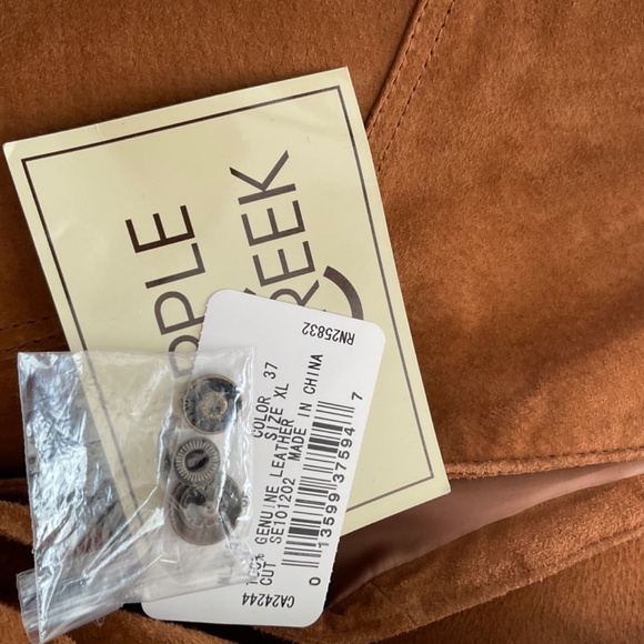 Cripple Creek Men's Cognac Suede Leather Vest XL NWT - Picture 3 of 16